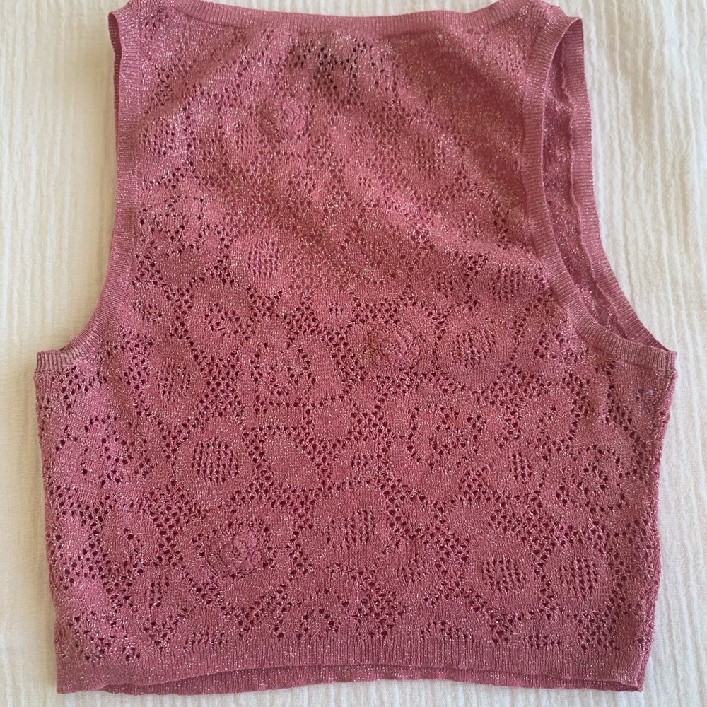 Chanel crop top. - Picture 4 of 4